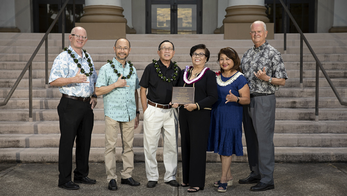 From left, UH Foundation CEO and UH VP for Advancement Tim Dolan, Dao Pham, Hy So Duong, Cindy Doan, Shidler alumna Linh Pham, Shidler College Dean Vance Roley (Photo credit: Scott Nishi)