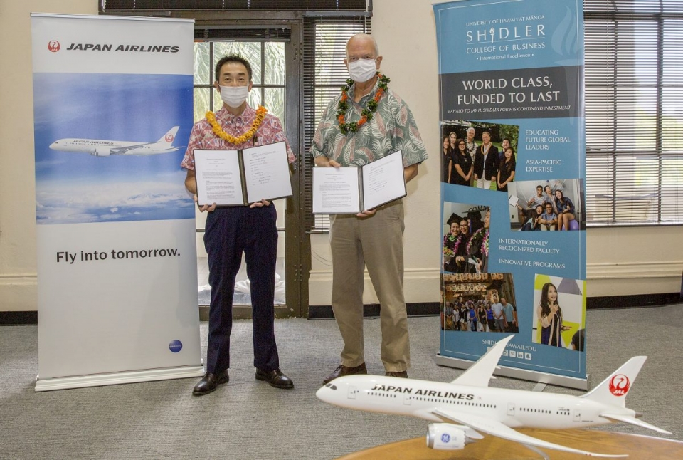 picture of JAL and Shidler collaboration
